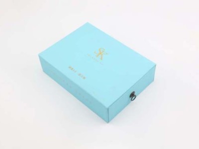 包裝盒定做廠家淺談化妝品包裝盒設計，讓產品更具有魅力